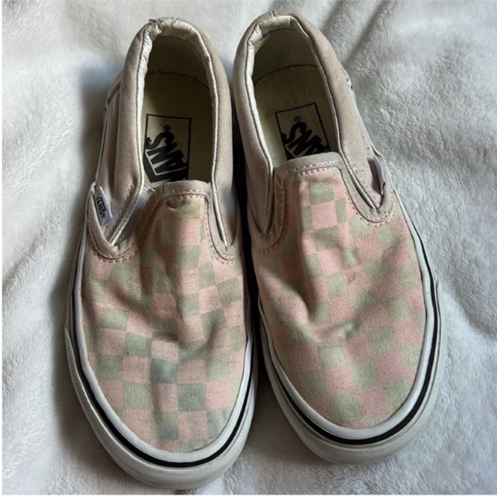 Vans • Women’s Size 5 • Slip-On Shoes • Pink and Green Checkered